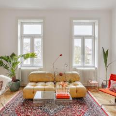 Beautiful vintage apartment near Schönbrunn