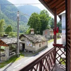 Casa nella valle
