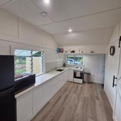 Cottage on the Burnett, Mundubbera