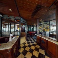 Adriatico Arms Hotel