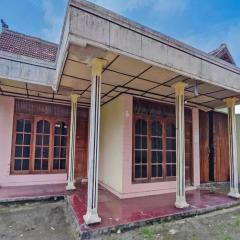OYO Life 93662 Kost Pak Budi