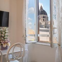 De Camillis Apartments in St Peter