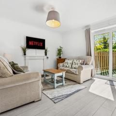 2BR Leamington Spa, by Clarendon Stays, FREE Parking, WiFi, Smart TV!