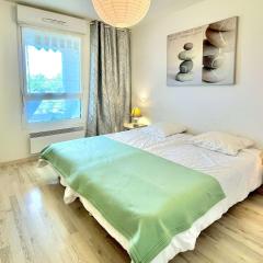 Etel : Appartement 2P 42m², balcon, parking, proche plage, animaux admis - FR-1-479-189