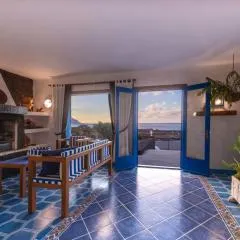 Villa Exclusiva en Las Puntas con Piscina Privada y Zona de Barbacoa