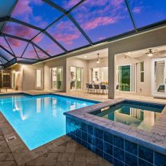 Casa Palma - 5 Min to Beach, Heated Pool, Hot Tub, New Build