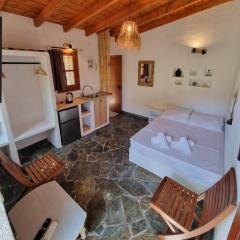 Fay's Guesthouse Aegina