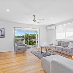 Seaside Sanctuary I Spacious Getaway in Forster