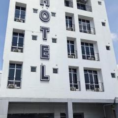 Weiss Hotels Kepong Baru