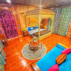 Hayat Group of houseboats