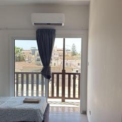 Unique City Center Rooms, 150m from Chabad Lubavitch