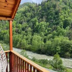 M'api Bungalow River View