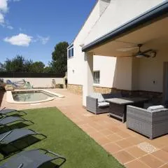 Villa Luka by Parc Mont-roig