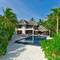 Dusit Thani Maldives - 50 percent discount on transfers for stays until 20 Dec 2025