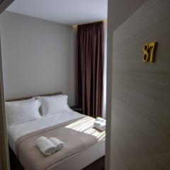 Santa Maria, Vila Cerloj