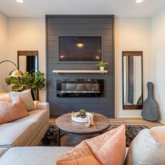 The Coal Miners Daughter by Stay Local Nashville