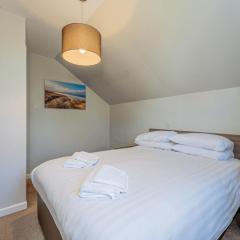 Golden Coast Leisure Park - Ocean Tide Villa Pets N