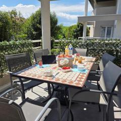 Gîte classé 3 étoiles dans résidence standing avec - Piscine Clim Parking Wifi Prêt Vélos - Ménage et linge non inclus