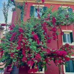 Corfu Port Home- City Centre Apartment