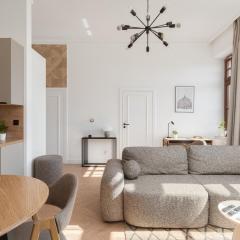 Retro Design Spot close to Off-Piotrkowska