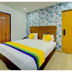 VARANASI HOTEL PV LUXUARY Near Kashi Vishwanath temple - A Luxuary Hotel In Varanasi
