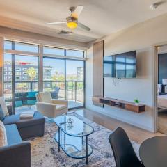 Fancy 1BD - DT PHX - Parkin, Gym, Pool - Sleeps 6