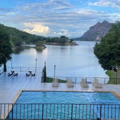 Santa Elena Lake House