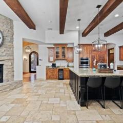 HoZho Residence on Desert Views