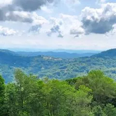 Mountain View Getaway