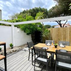 Maison moderne proche plage avec patio et parking privatif - FR-1-748-32