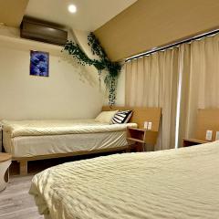 32B Ikebukuro, 3 bedrooms and 1 living room, 7 mins to ST Max 7P 池袋 全新装修 三室一厅 交通中心 车站7分钟 最大7人 直达新宿 涉谷 表参道 品川 池袋 上野 代代木 银座 原宿