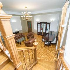 Жилянська 7 НСК Олімпійський