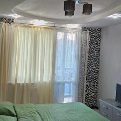 Большая 2 комнатная квартира с огромной ванной