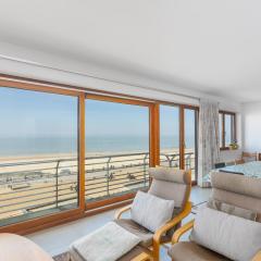 Royal Palace 1 03-03