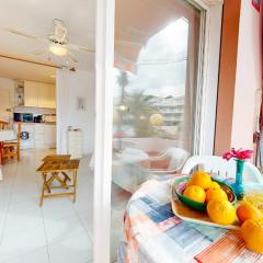 Estudio Flor de Jazmin by Family Homes Rentals