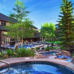 Grand Timber Lodge 2 Bedroom Ski In, Ski Out Condo