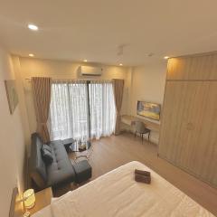 Happy Home - Big Balcony - Best Location
