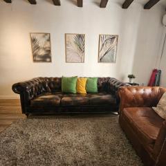 Family Flat Near Ramblas BCN 5 rooms