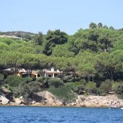 Villa Sycorax, waterfront with private jetty and buoy