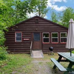 Family Mountain Vacation Rental with Fireplace in Connecticut River Valley
