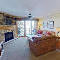 Crestwood 2215 Deluxe 1 Bedroom