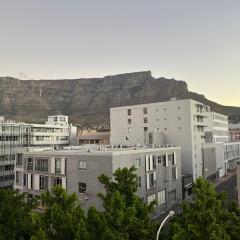 Cape Town City Centre apartment - no Loadshedding