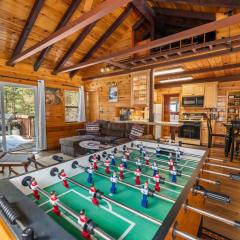 The Scandinavian Bear - Close to Slopes, Smart TV, Fireplace, Deck, BBQ