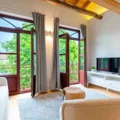 Plaza Apartments by HostWise