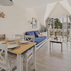 Balcon vue mer et piscine pour 4 personnes