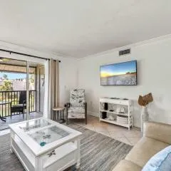 Dans Florida Condos Whispering Waves at Runaway Bay