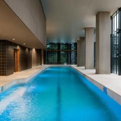 Spencer St Serenity Stylish Urban Escape in the CBD