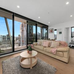 Entire South Melb Apt with 2Brm 2Bath and Balcony
