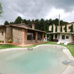 Gemütliches Ferienhaus Mit Privatem Pool