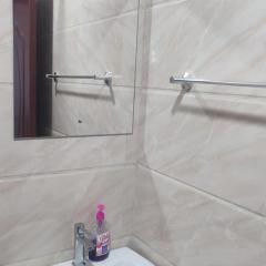 ELEGANT NEWLY FURNISHED STADEVIEW SUITEs